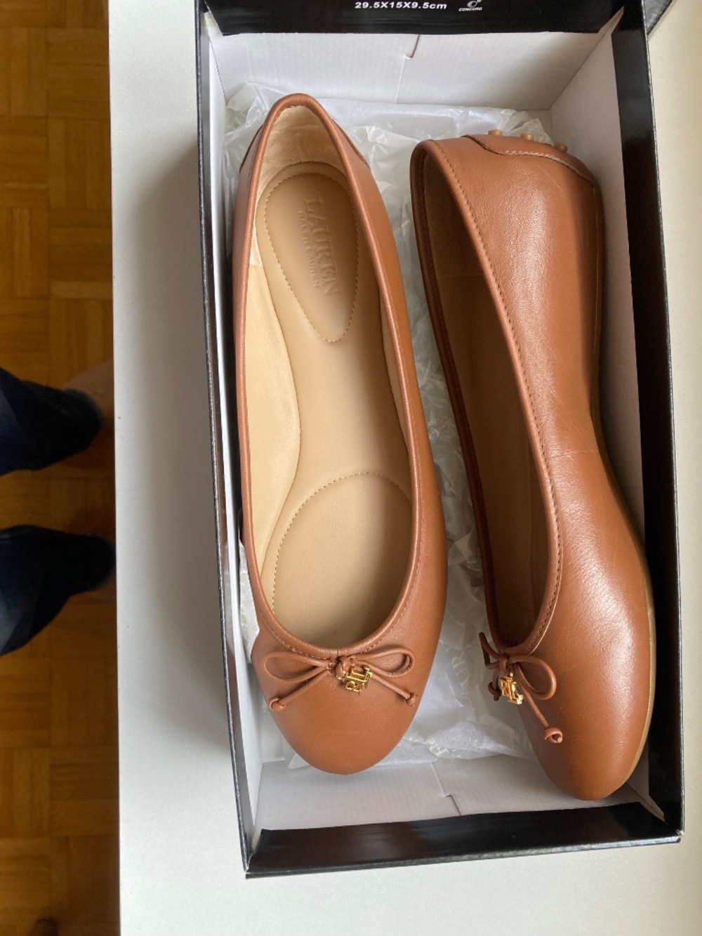 Lauren Ralph Lauren Tan Leather Flats 8 Box